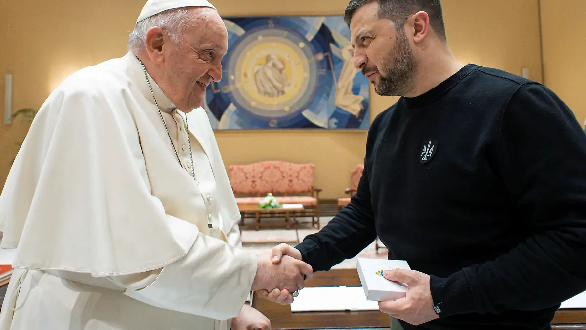 Papa Francisco con Presidente de Ucrania